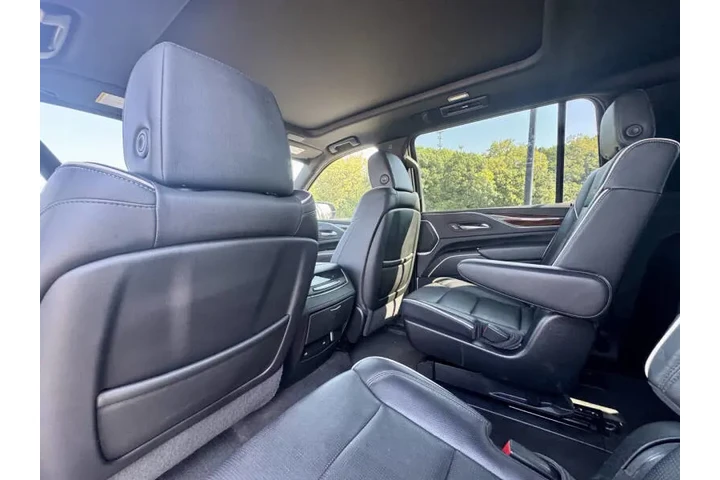 $45999 : 2022 Escalade ESV Premium Lux image 10