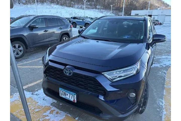 $30495 : Toyota RAV4 Hybrid 2021 AWD image 3
