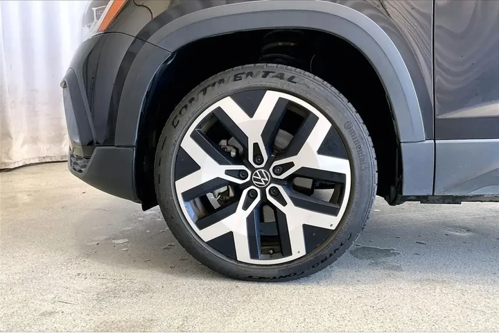 $22540 : Volkswagen Taos 2023 AWD SEL image 6