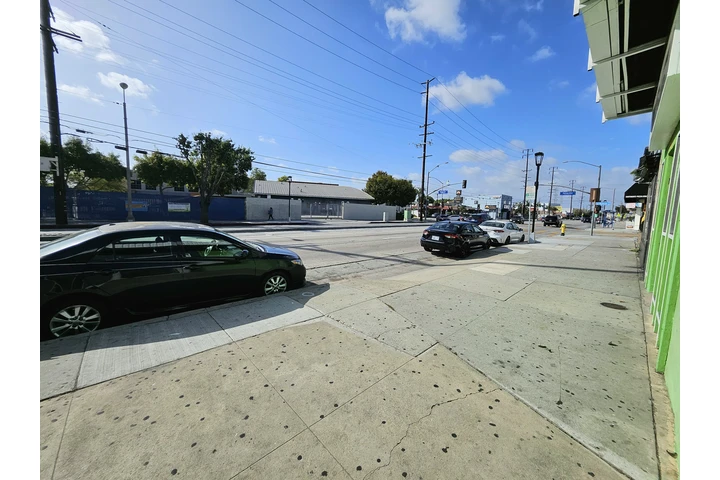 $2800 : Local comercial en South Gate image 8