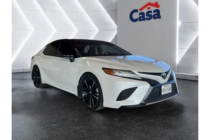 $27500 : Toyota Camry 2019 XLE V6 4dr image 1