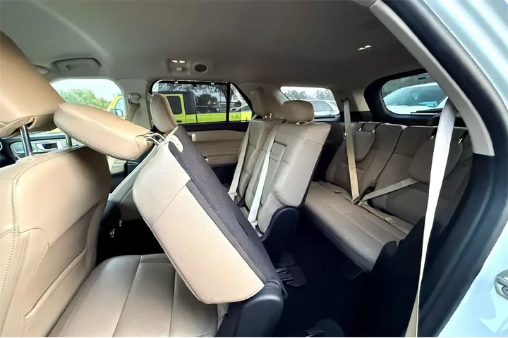$27991 : Ford Explorer 2024 Limited 4 image 10