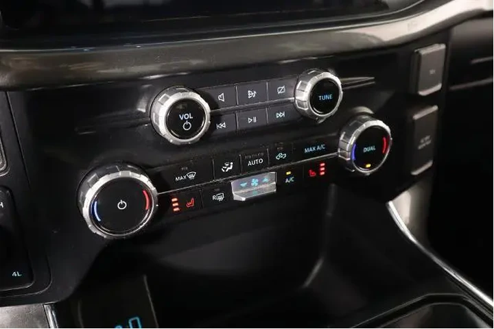 $39176 : Ford F-150 2023 4x4 Lariat 4 image 8