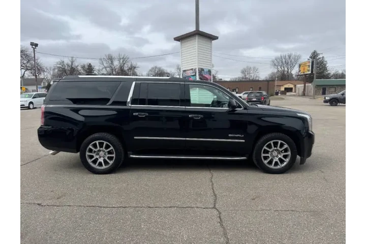 $25990 : 2016 GMC Yukon XL Denali image 6