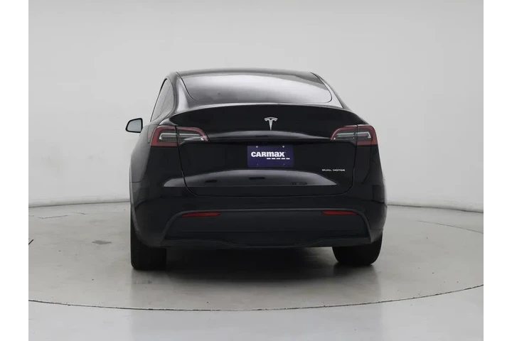 $37998 : Tesla Model Y 2023 AWD Long image 6
