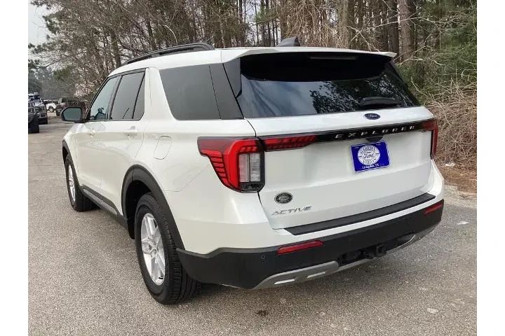 $35021 : Ford Explorer 2025 Active 4d image 7