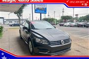 $15900 : 2018 Passat 2.0T S thumbnail