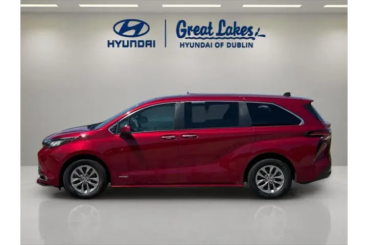 $35966 : Toyota Sienna 2021 XLE 7-Pas image 2