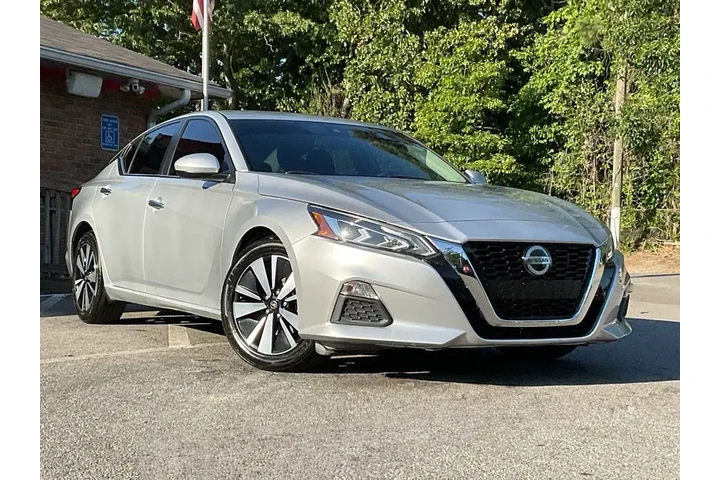 $12485 : Nissan Altima 2022 2.5 SV 4d image 3