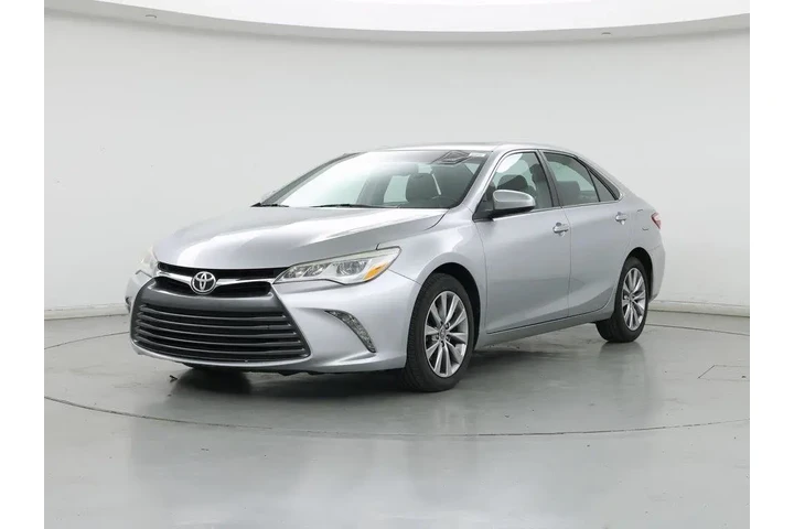 $17998 : Toyota Camry 2016 XLE V6 4dr image 4