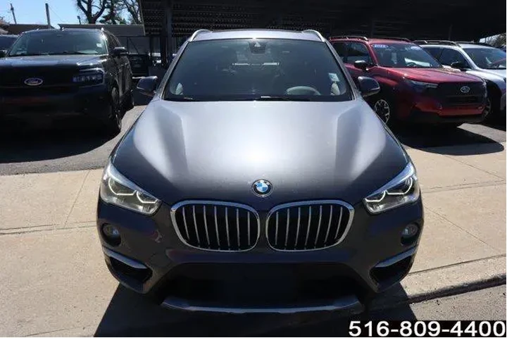 $16747 : BMW X1 2017 AWD xDrive28i 4d image 2