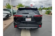$37995 : Toyota Highlander 2022 XLE 4 thumbnail