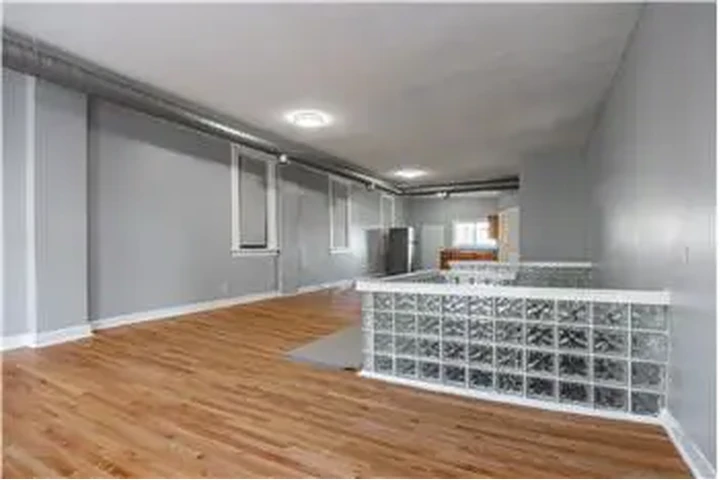 $1795 : Rental property with 0 bedro image 4