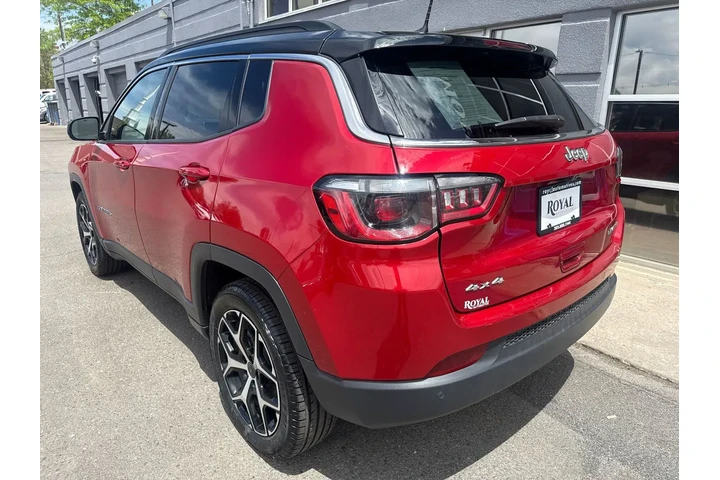 $24995 : 2025 Compass Limited 4x4 image 5