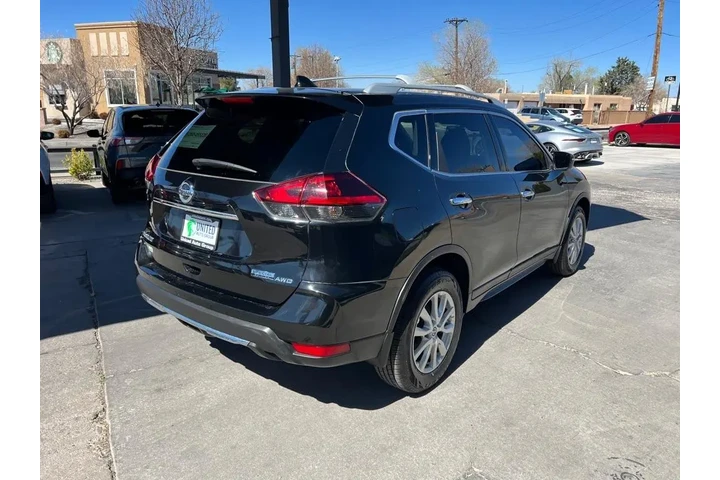 2019 Rogue S AWD image 5