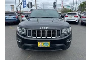 $13998 : 2014 Grand Cherokee Laredo E thumbnail