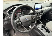 $18998 : Ford Escape 2021 SE 4dr SUV thumbnail