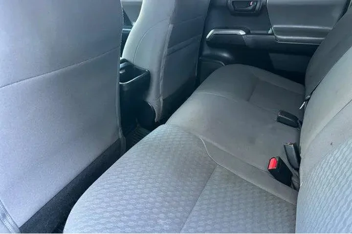 $28000 : Toyota Tacoma 2021 4x2 TRD S image 8