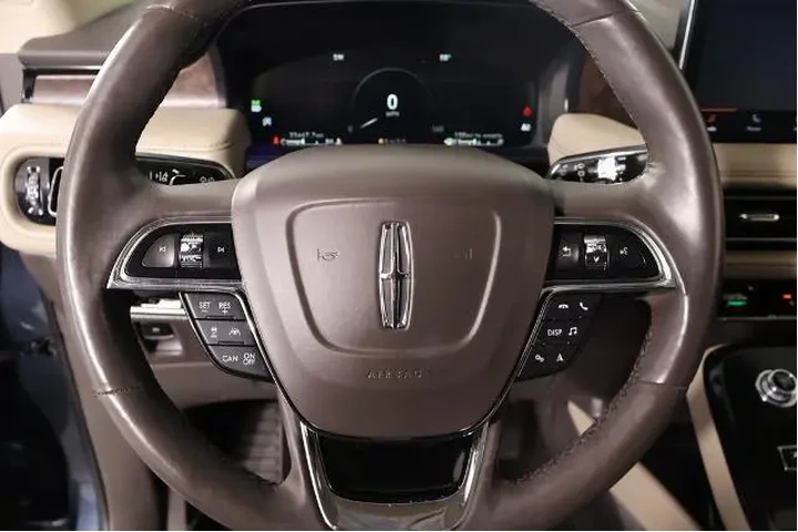 $37689 : Lincoln Nautilus 2023 Reserv image 3