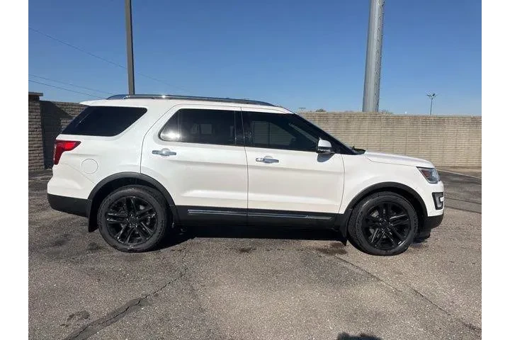 $16982 : Ford Explorer 2017 AWD Limit image 8