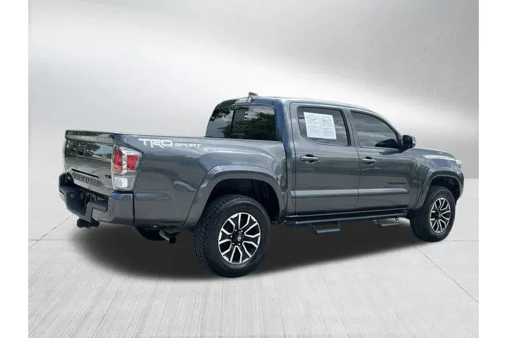 $29396 : Toyota Tacoma 2021 4x2 TRD O image 5