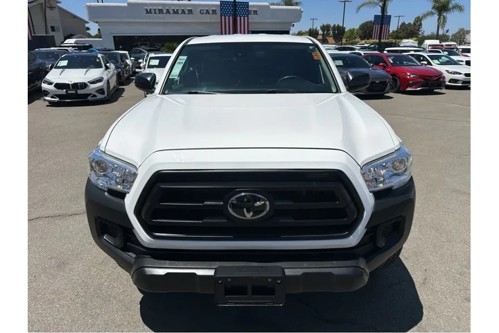 $27997 : 2021 Tacoma 2WD SR image 3