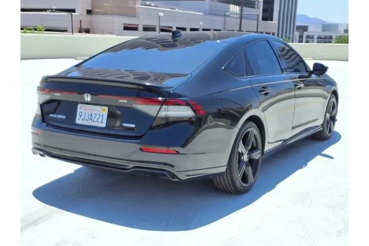 $29531 : Honda Accord Hybrid 2024 Spo image 4