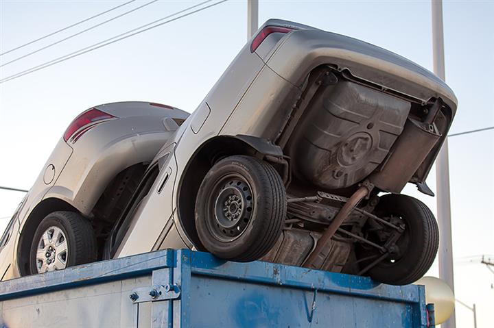 Junk Car Removal Services image 3