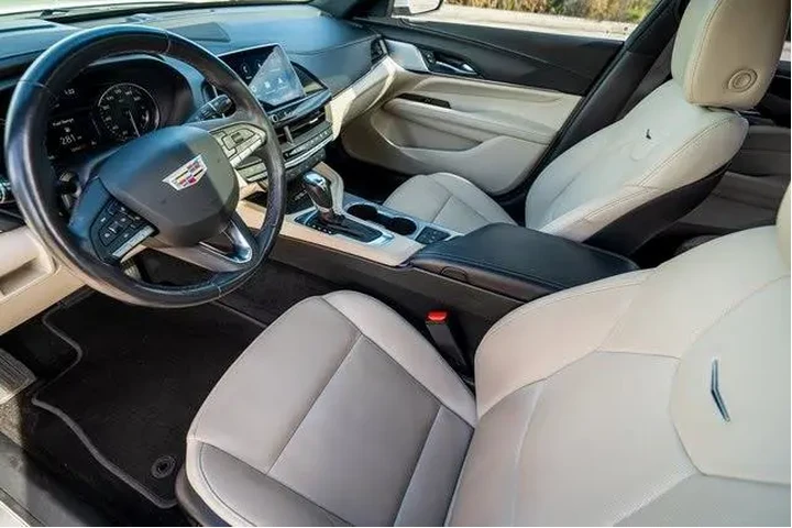 $29483 : Cadillac CT4 2023 Premium Lu image 7