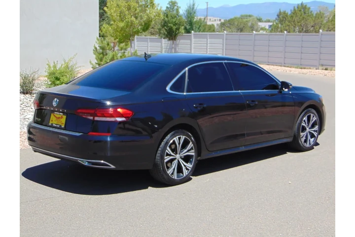$17548 : 2021 Passat 2.0T SE image 4