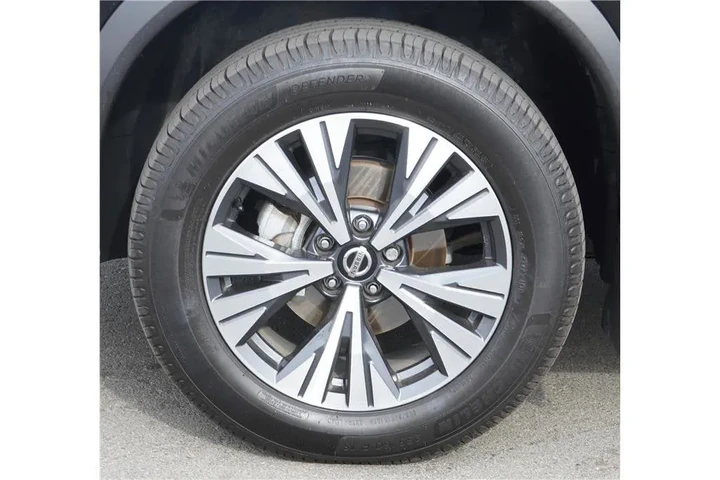 $21250 : 2021 Rogue SV image 9