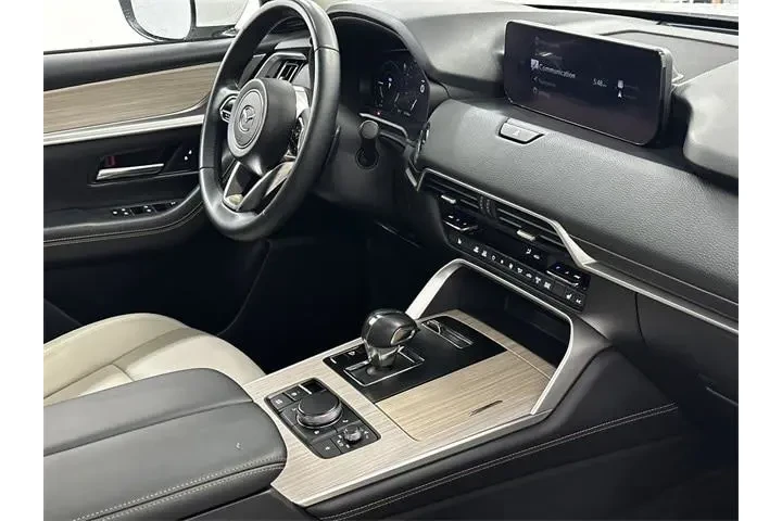 $30000 : Mazda CX-90 Plug-in Hybrid 2 image 10