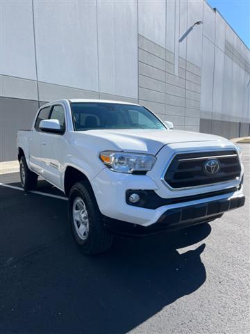 $26995 : 2021 Tacoma SR5 Double Cab I4 image 2