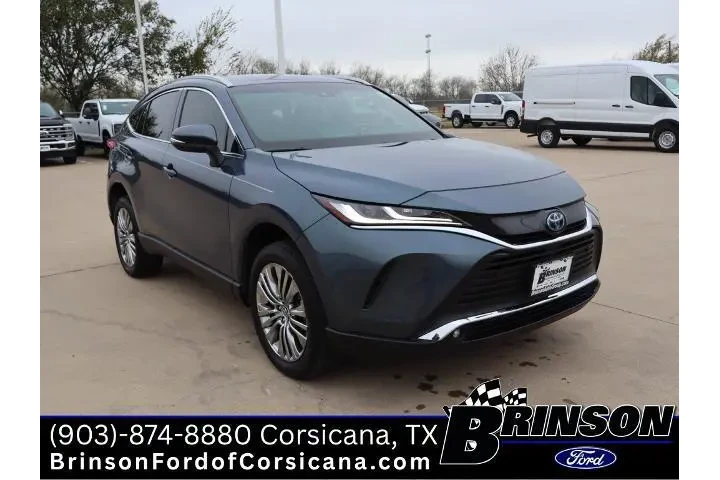 $30900 : Toyota Venza 2023 AWD LE 4dr image 3