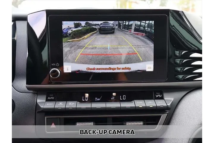 $24990 : Toyota Camry 2025 SE 4dr Sed image 5