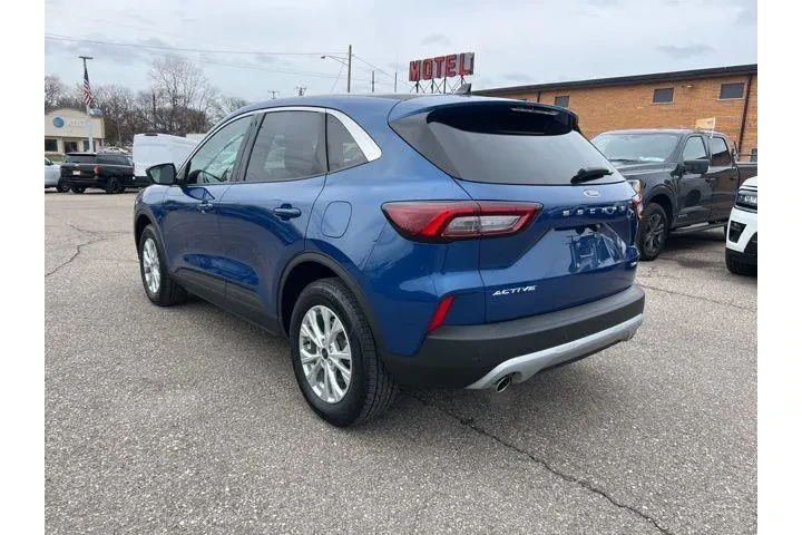 $22995 : Ford Escape 2023 AWD Active image 6