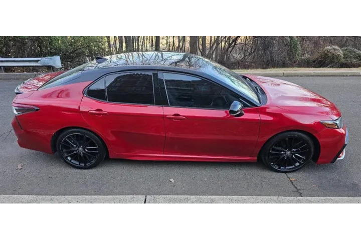 $19995 : 2021 Camry XSE image 9