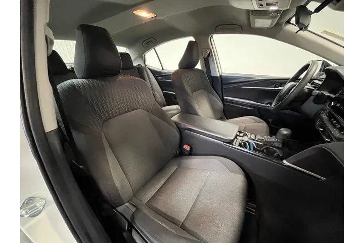 $26573 : Toyota Camry 2025 LE 4dr Sed image 9