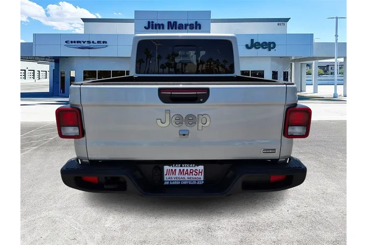 $29500 : Jeep Gladiator 2023 4x4 Over image 5
