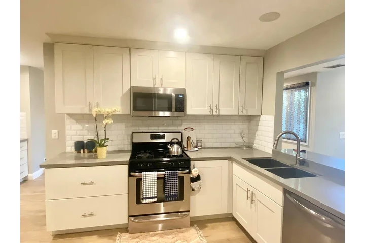 $1475 : Anaheim - 3 bed 2 Bath image 7