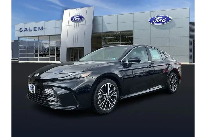 $31990 : Toyota Camry 2025 AWD SE 4dr image 6