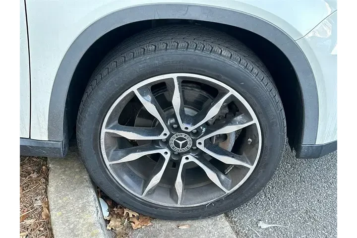 $14379 : Mercedes-Benz GLA 2017 AWD G image 4