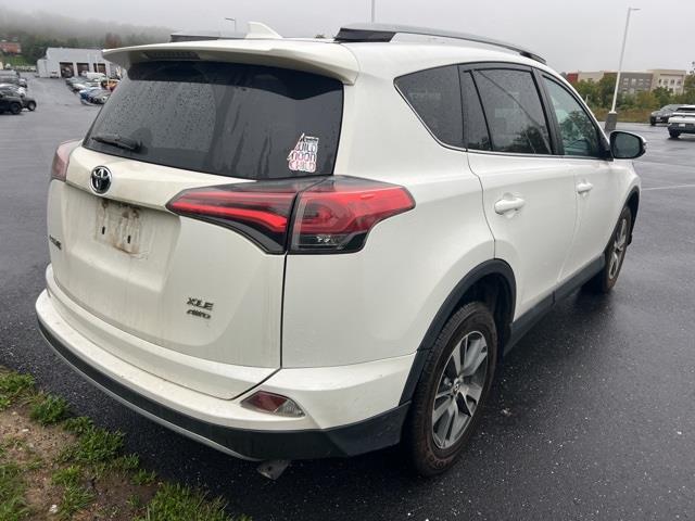 $18296 : PRE-OWNED 2017 TOYOTA RAV4 XLE image 8