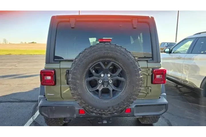 Jeep Wrangler 2025 4x4 Sport image 6