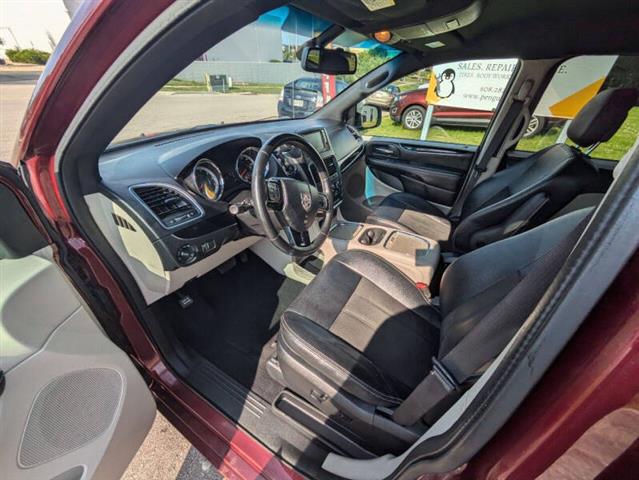 $11900 : 2019 Grand Caravan SXT image 10