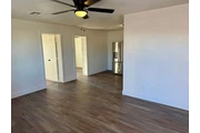 $2400 : House for rent in Phoenix AZ thumbnail