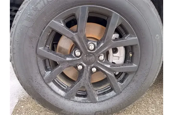 $30996 : Jeep Grand Cherokee L 2024 4 image 8