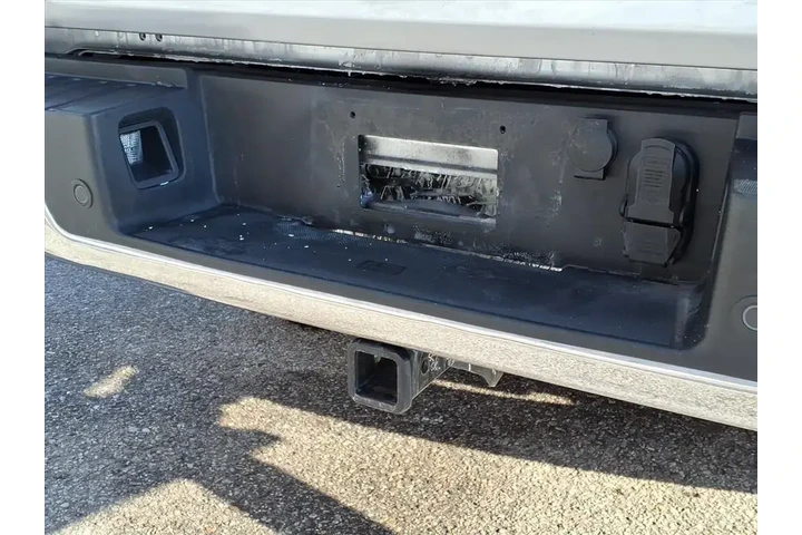 $35000 : Ford F-150 2024 4x4 XLT 4dr image 5