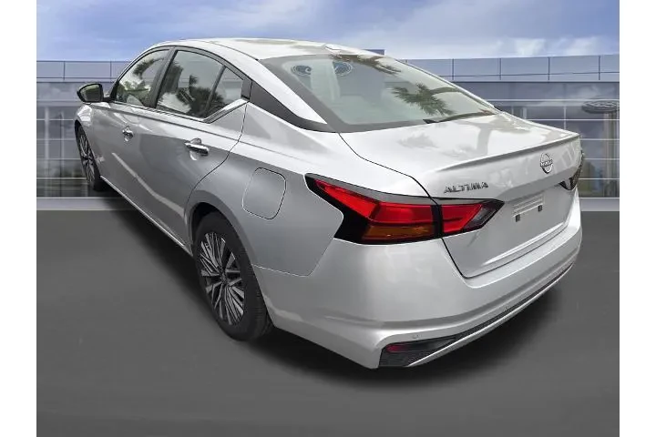 $20498 : Nissan Altima 2024 2.5 SV 4d image 7