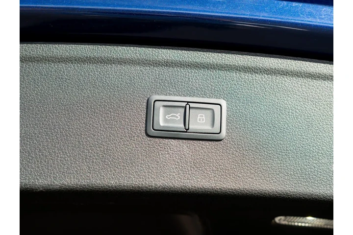 $32574 : 2023 Q5 S line Premium Plus image 7